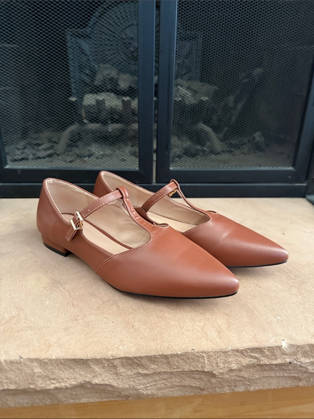 NY & Co. Vlada Women's T-Strap Pointed Toe Buckle Flats Brown Cognac NIB 7.5
